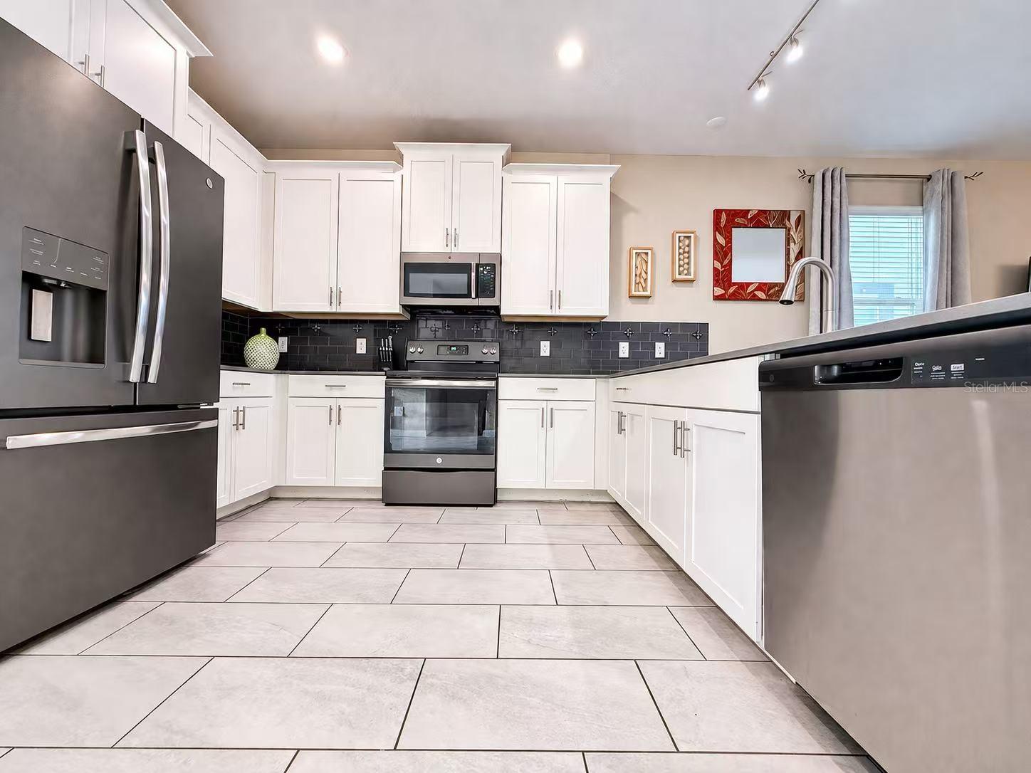 Image 3 of 32 For 691 Sticks Street