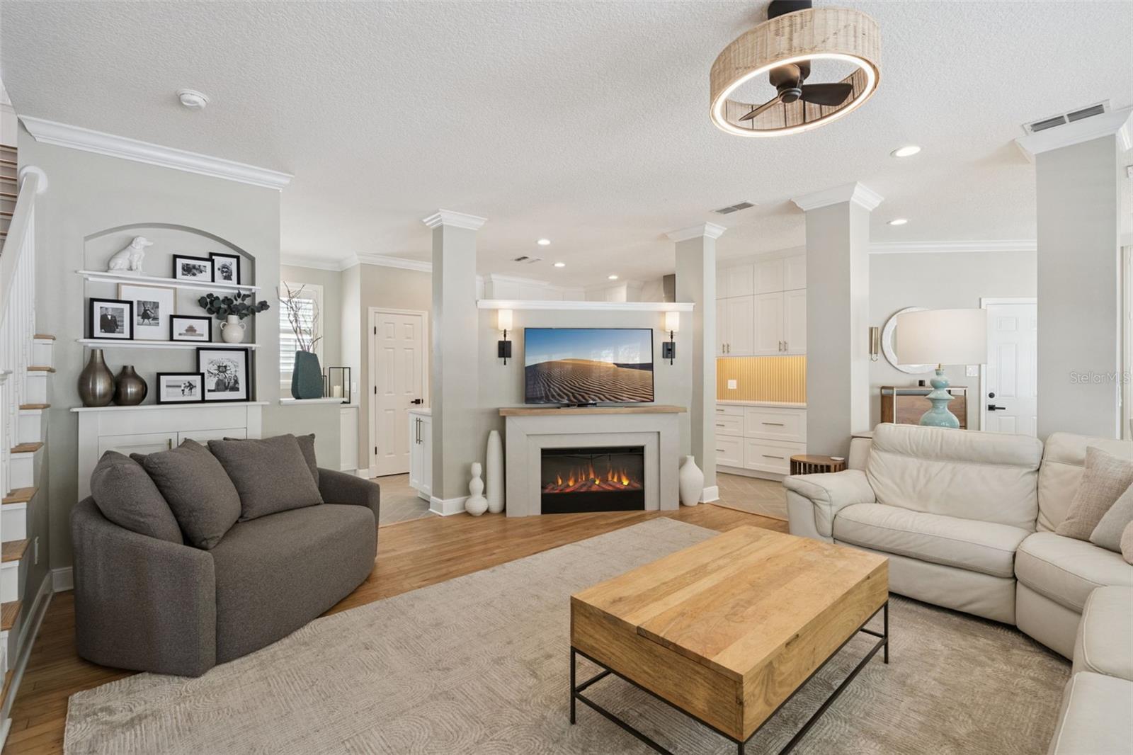 Image 10 of 70 For 841 Lake Evalyn Drive