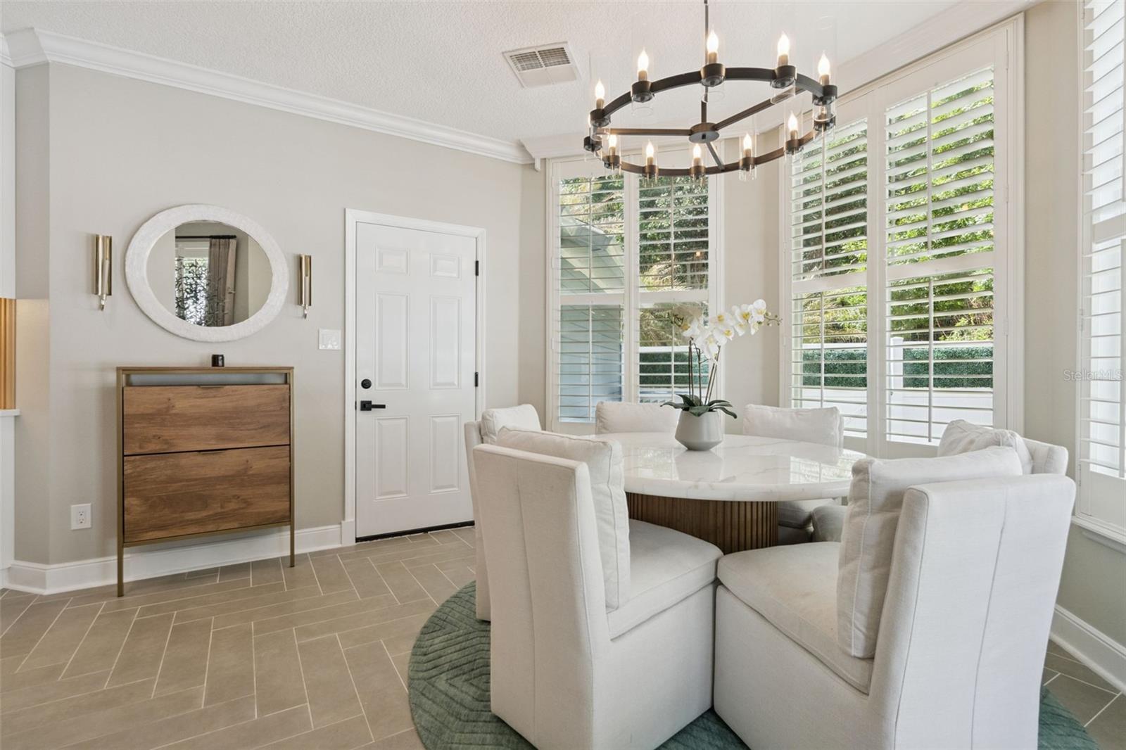 Image 18 of 70 For 841 Lake Evalyn Drive