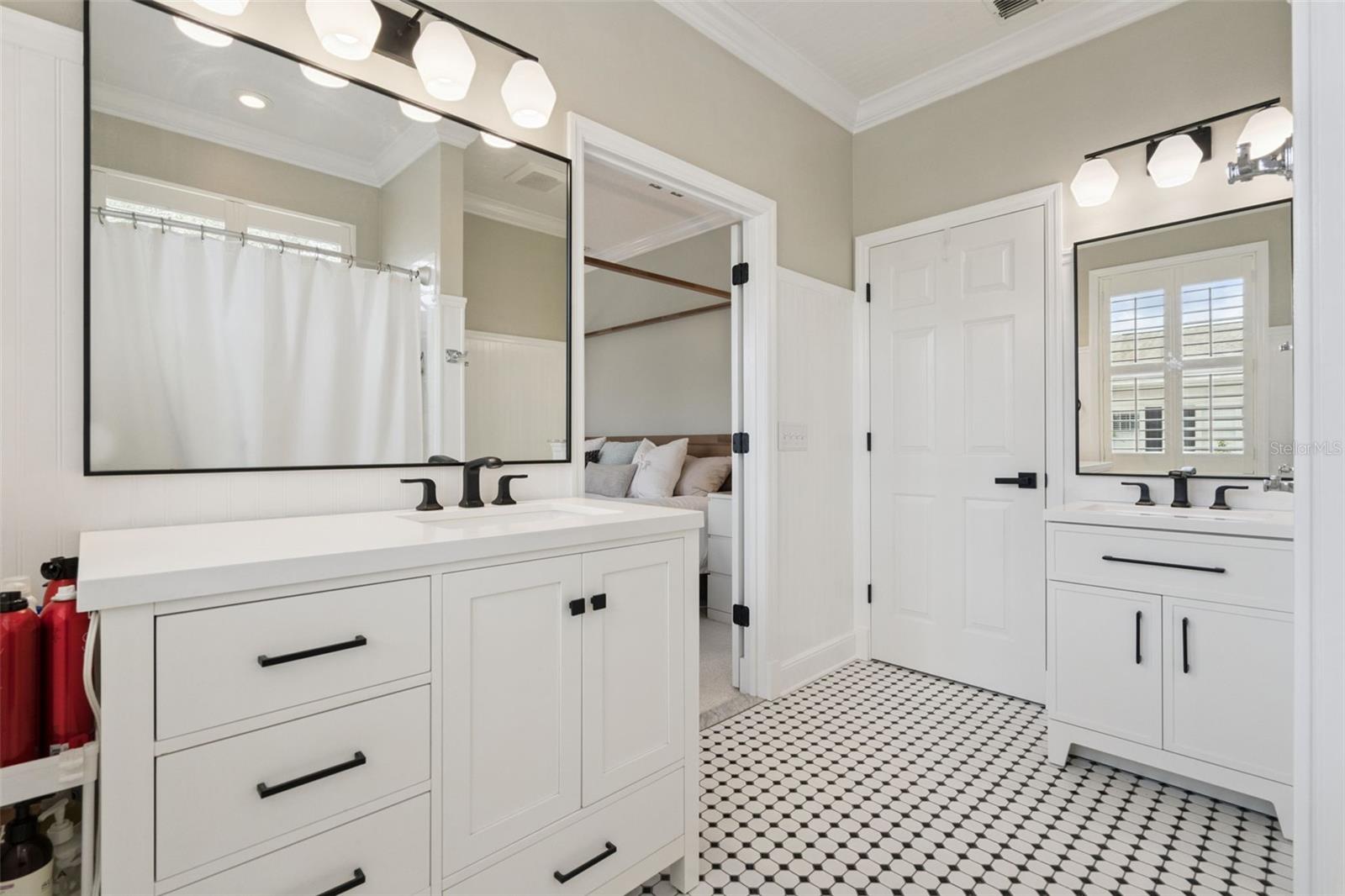 Image 27 of 70 For 841 Lake Evalyn Drive