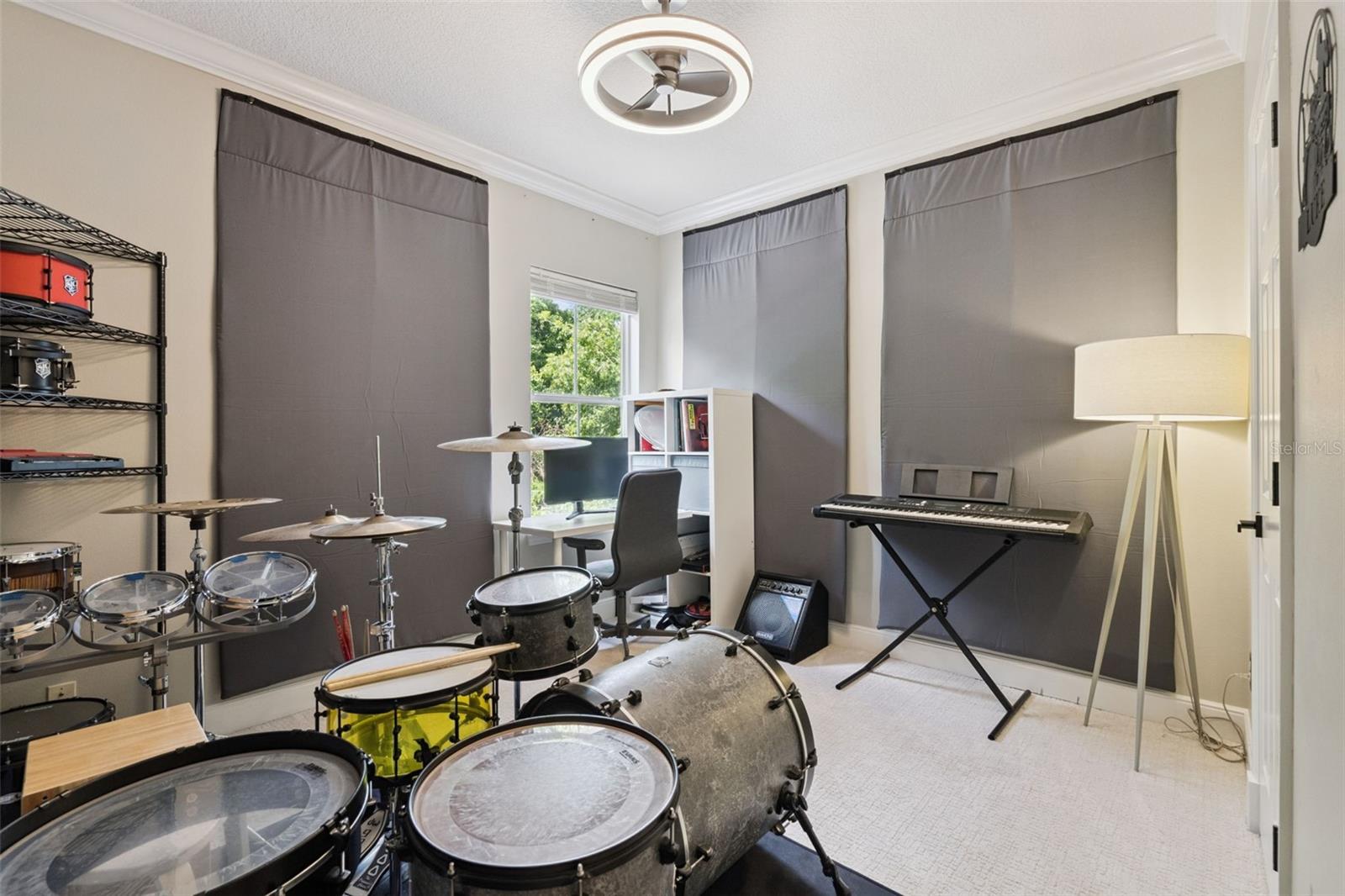 Image 36 of 70 For 841 Lake Evalyn Drive