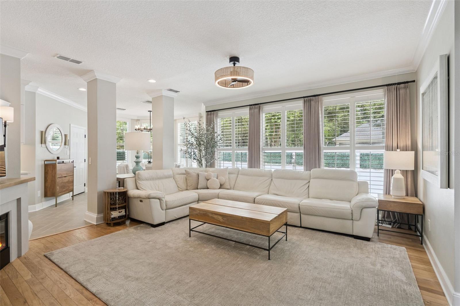 Image 8 of 70 For 841 Lake Evalyn Drive