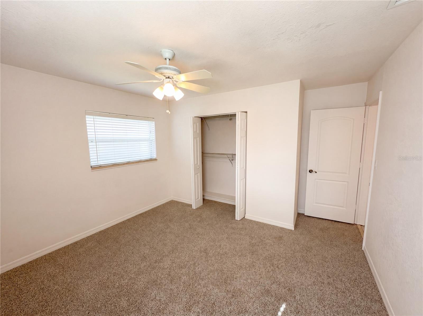 Image 16 of 23 For 804 Hampton Way