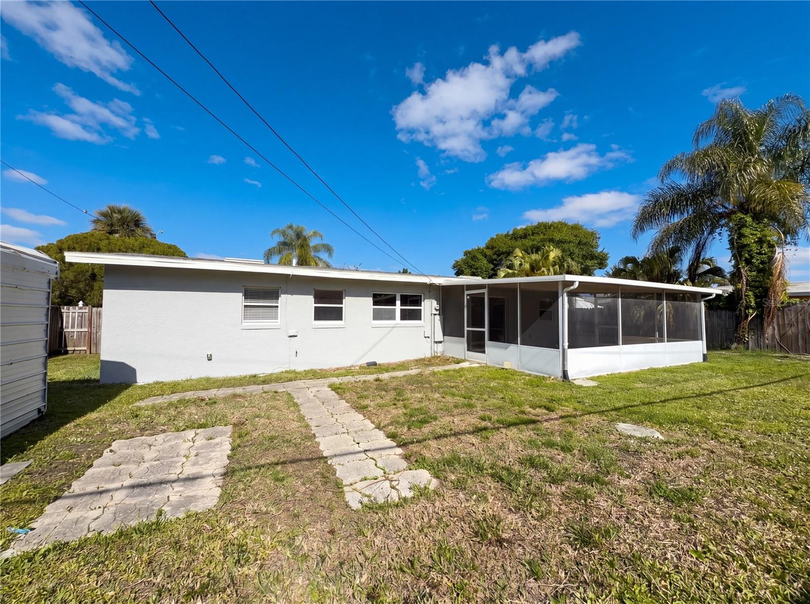 Image 20 of 23 For 804 Hampton Way