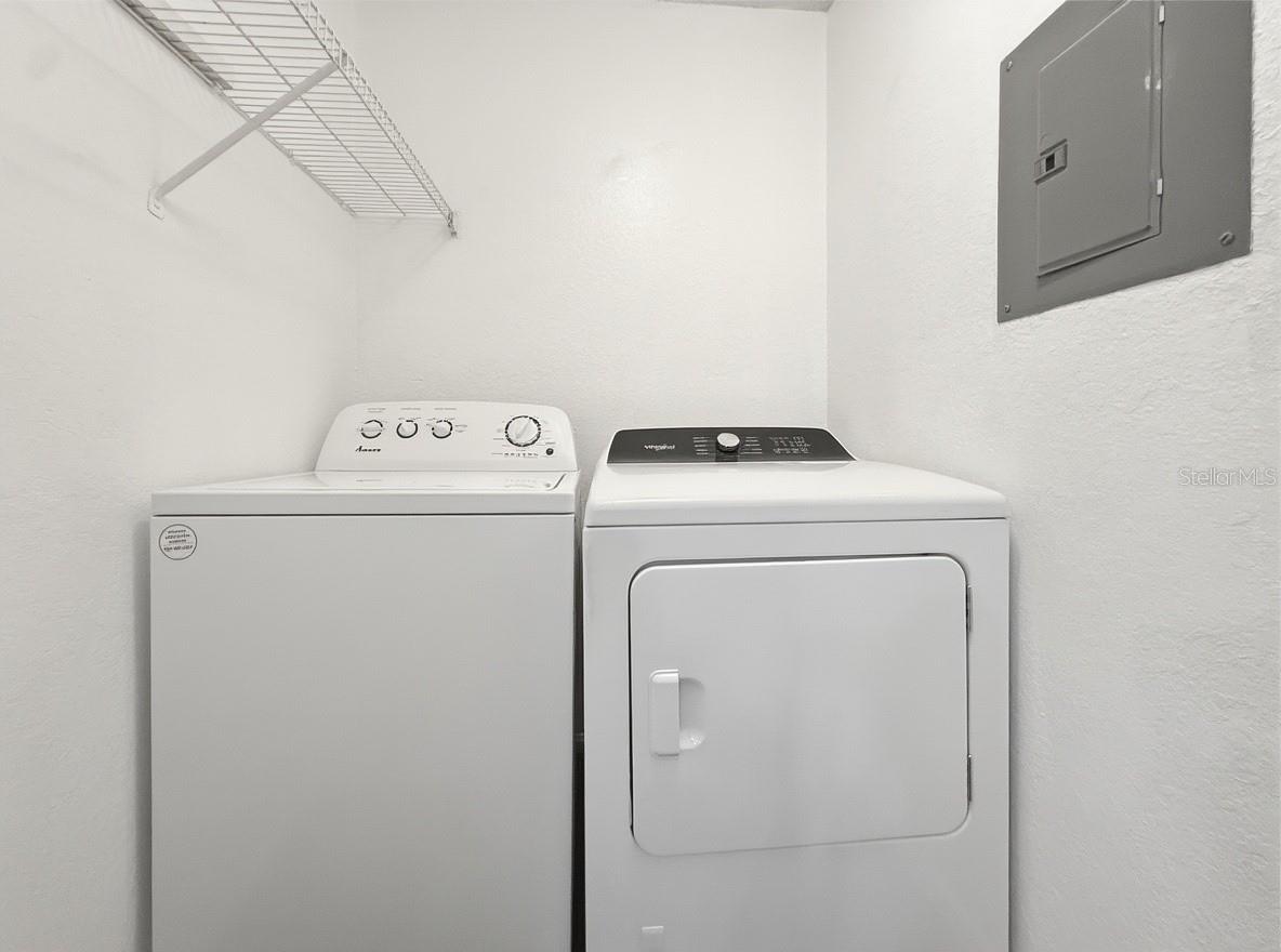 Image 22 of 38 For 5124 Park Central Drive 527