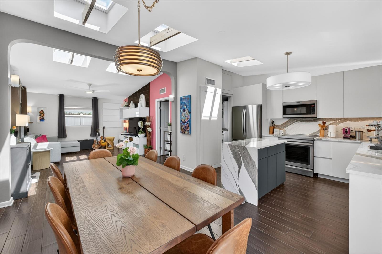 Image 16 of 52 For 1830 Edwin Boulevard