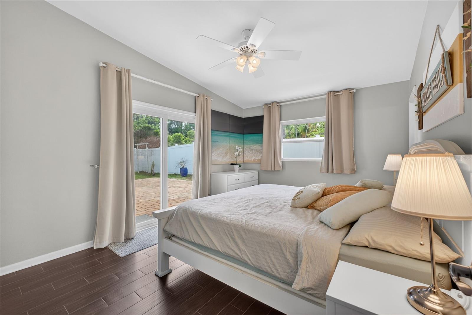 Image 21 of 52 For 1830 Edwin Boulevard