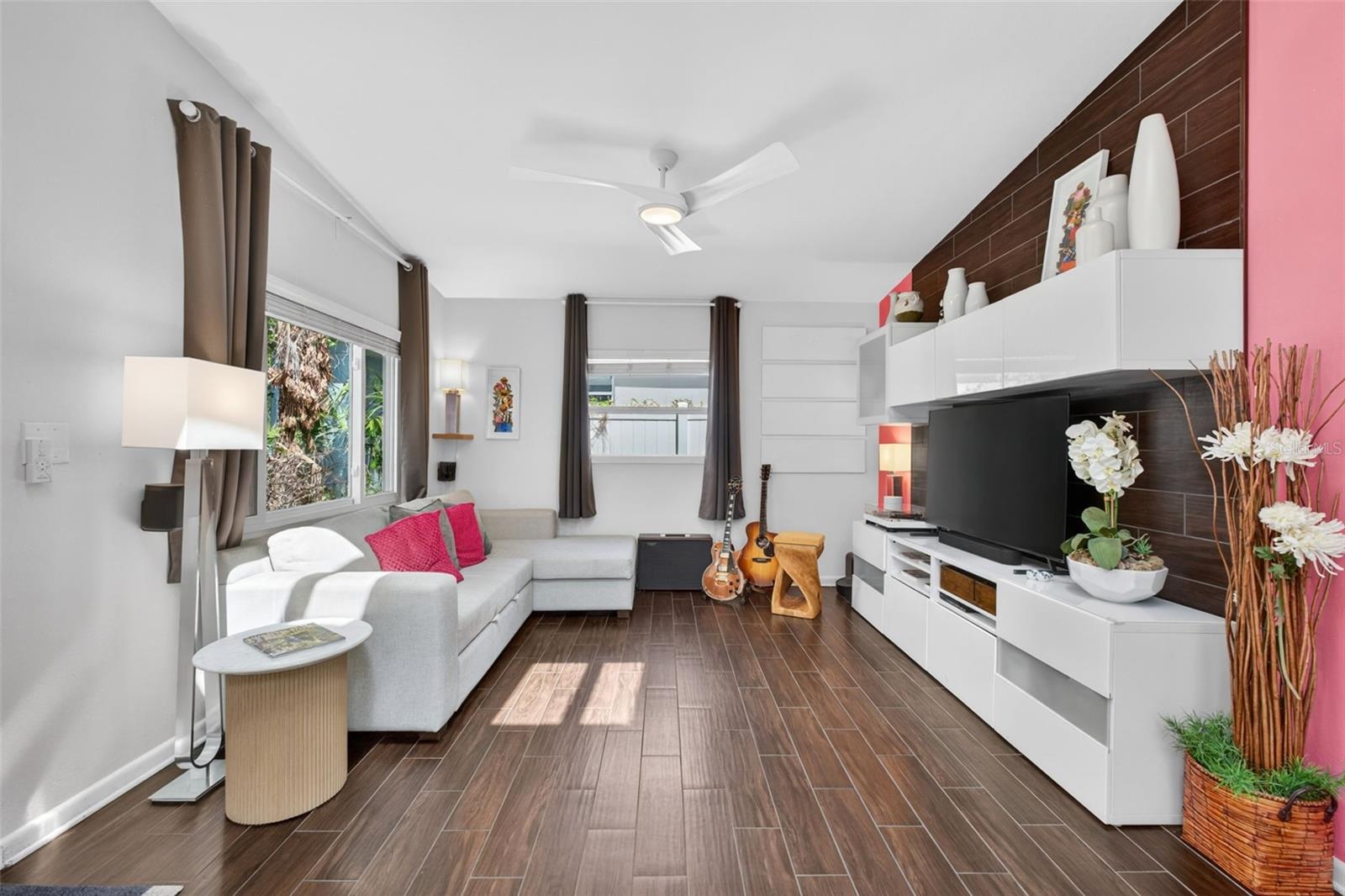 Image 9 of 52 For 1830 Edwin Boulevard