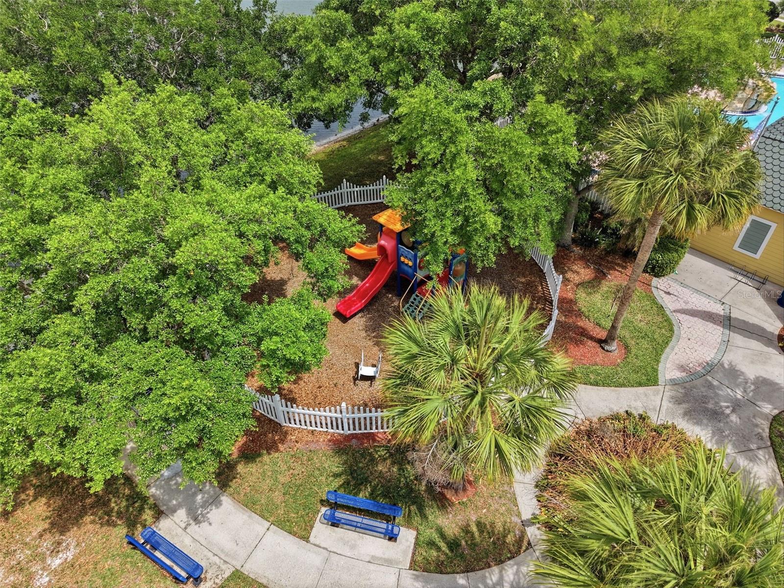 Image 12 of 52 For 4029 Andover Cay Boulevard