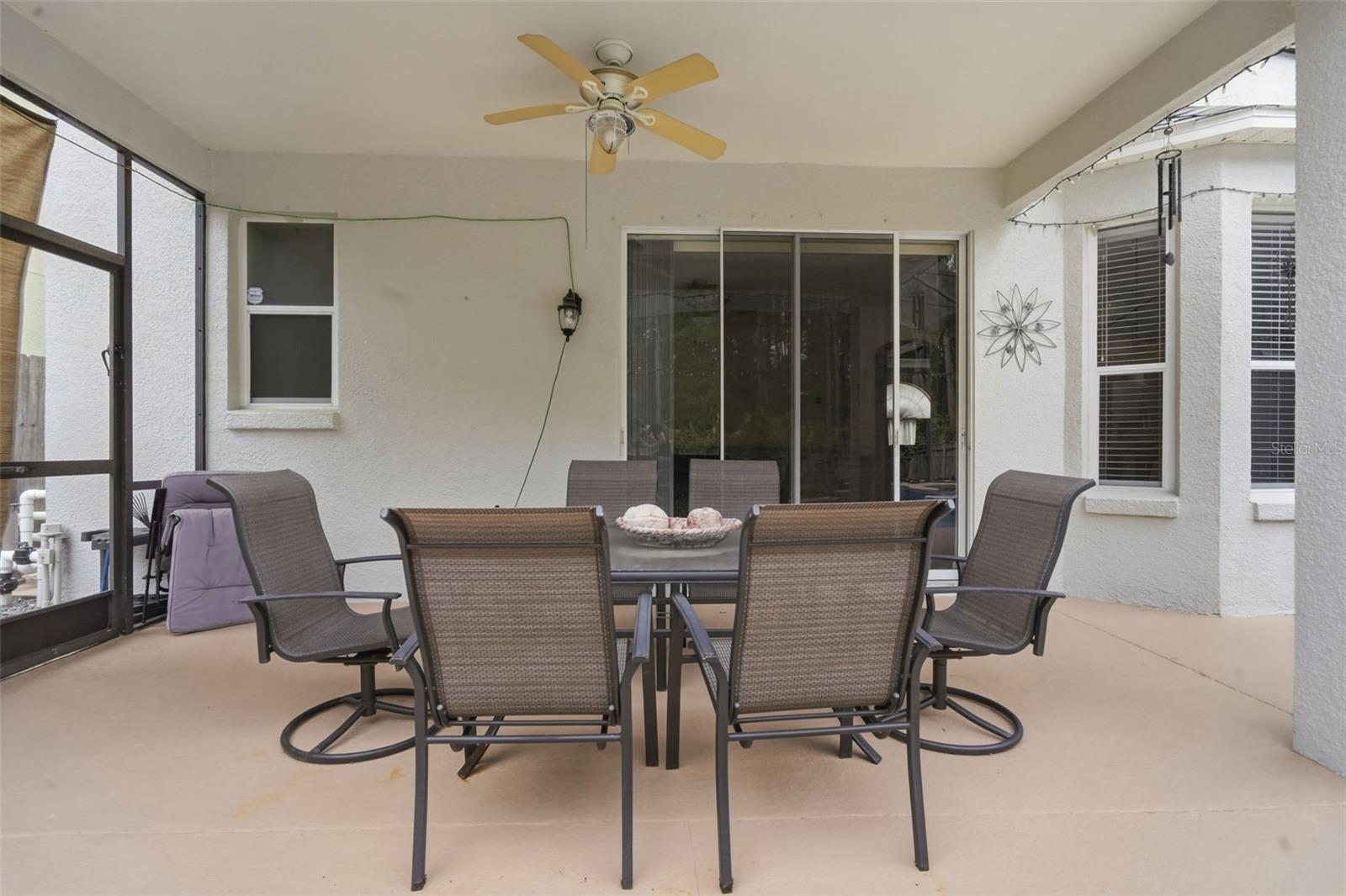 Image 34 of 52 For 4029 Andover Cay Boulevard