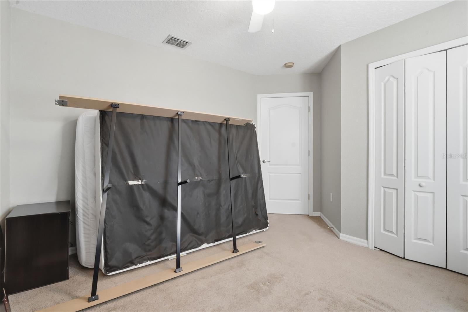 Image 40 of 52 For 4029 Andover Cay Boulevard