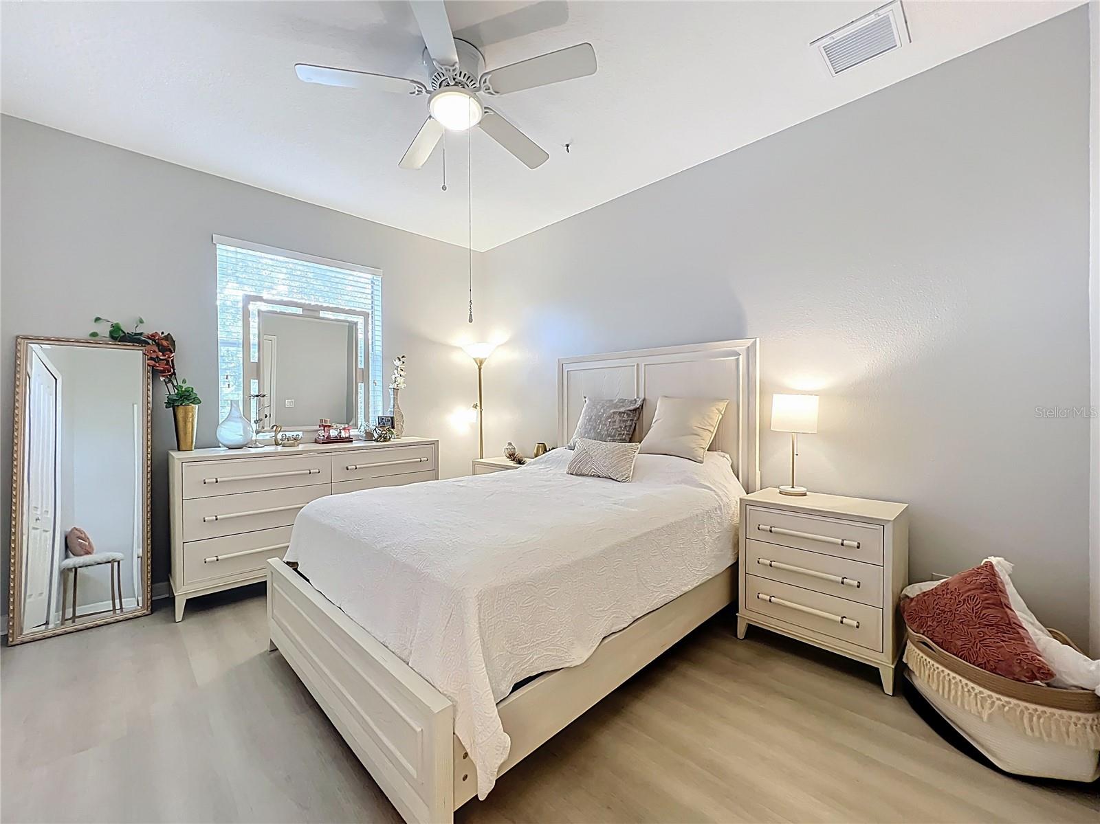 Image 12 of 33 For 3309 Wilshire Way Road 3