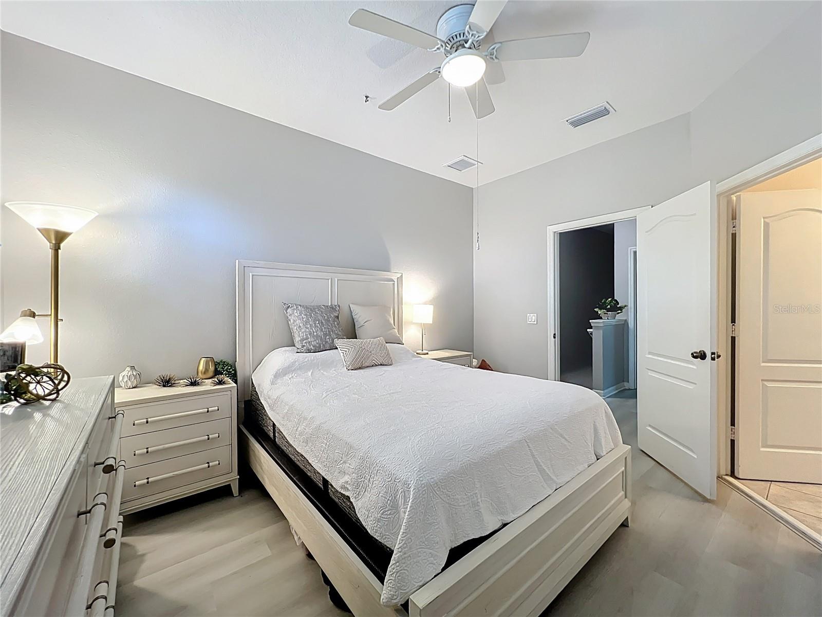 Image 25 of 33 For 3309 Wilshire Way Road 3