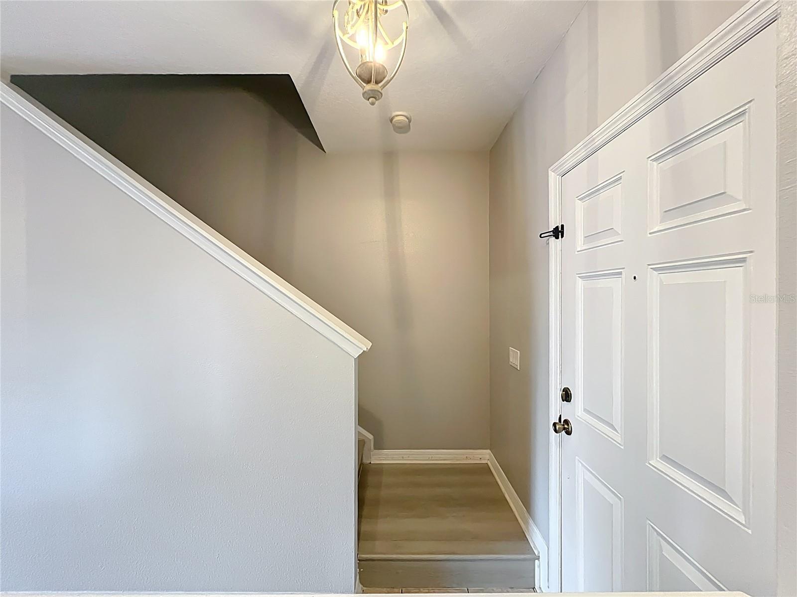 Image 3 of 33 For 3309 Wilshire Way Road 3