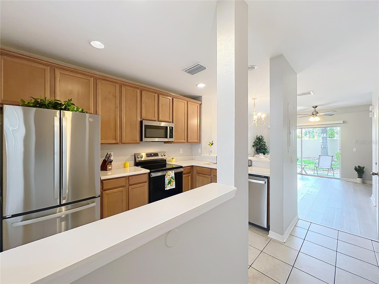 Image 5 of 33 For 3309 Wilshire Way Road 3