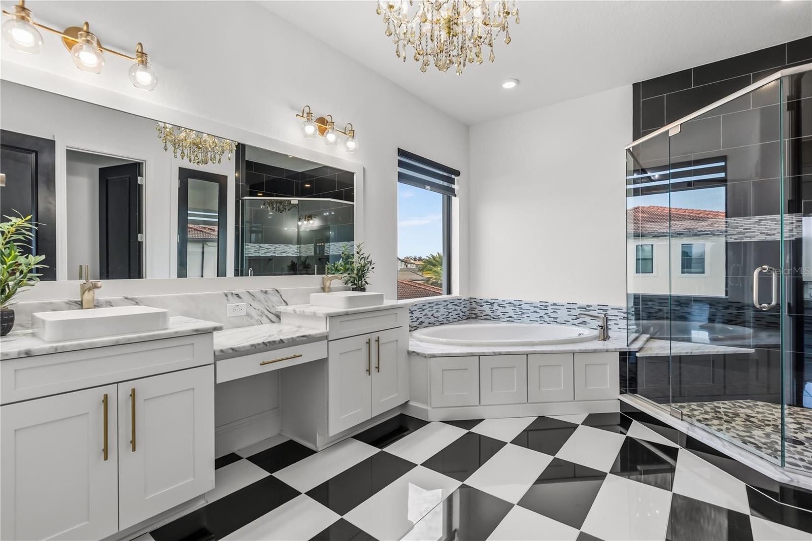 Image 48 of 98 For 4029 Isabella Circle