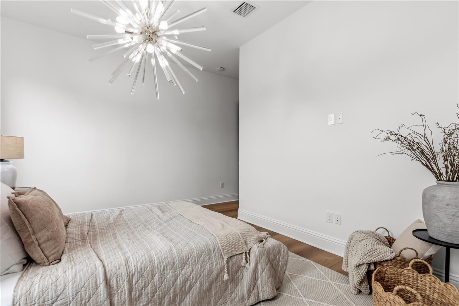 Image 61 of 98 For 4029 Isabella Circle