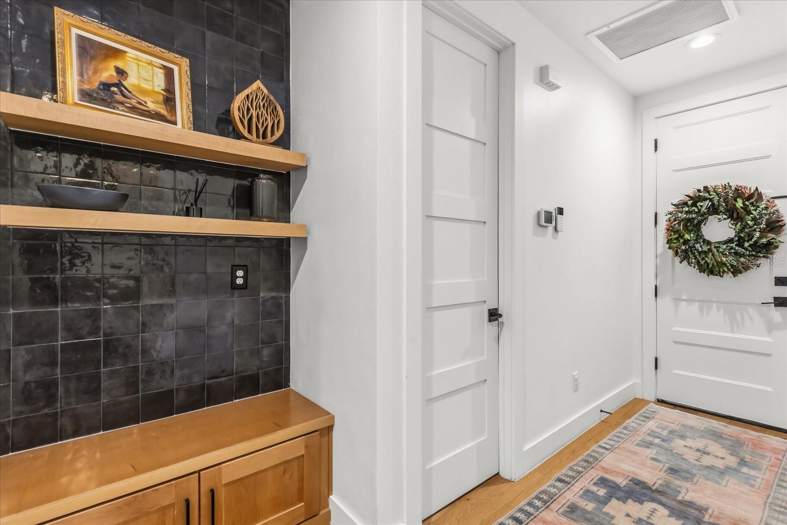 Image 10 of 61 For 68 Park Avenue