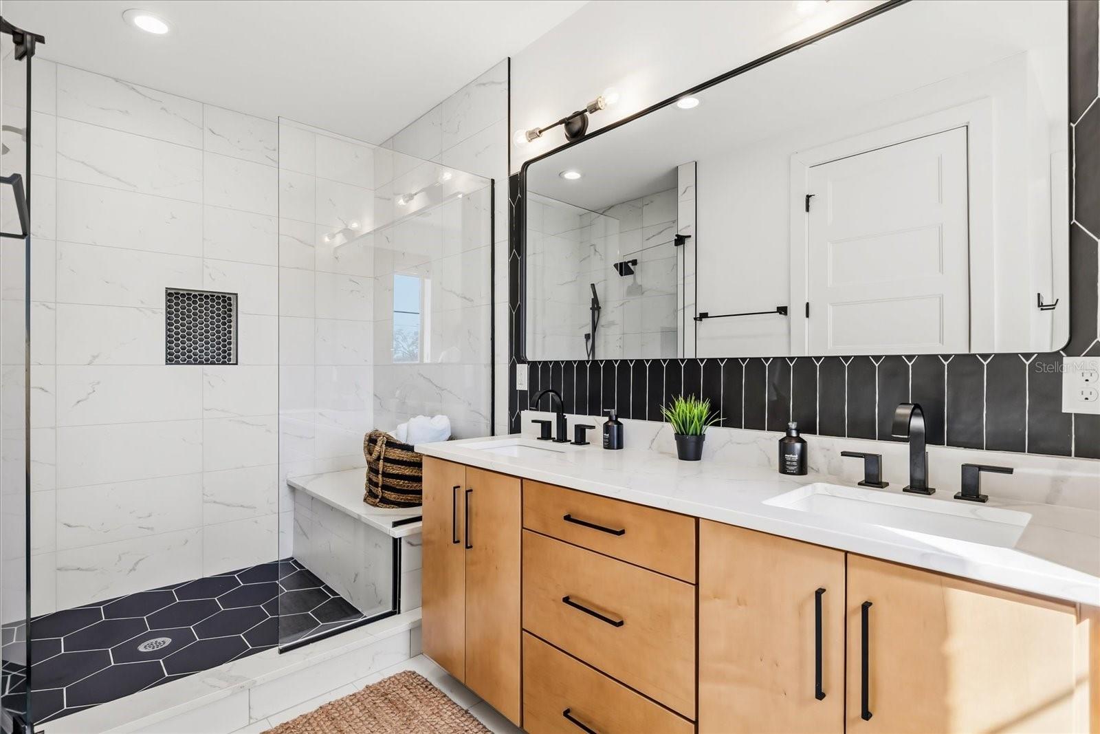 Image 35 of 61 For 68 Park Avenue