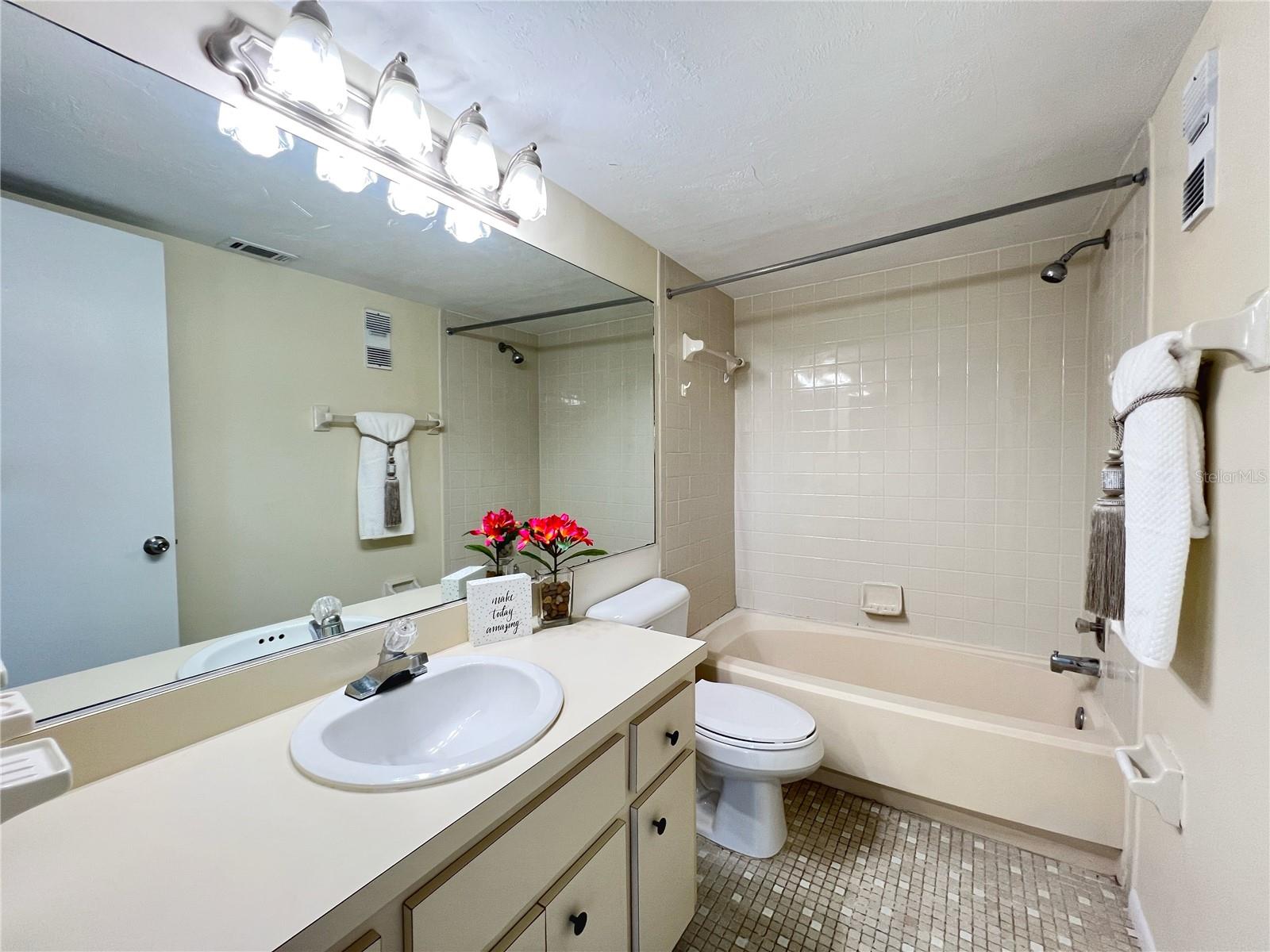 Image 10 of 24 For 3233 Candle Ridge Drive 101