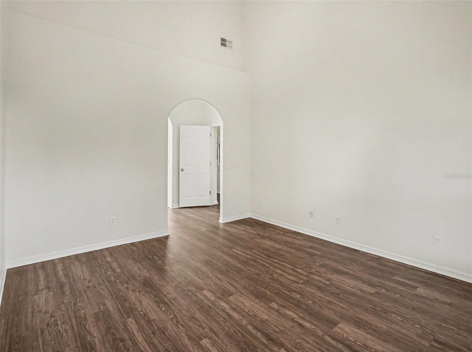 Image 4 of 27 For 609 Cimarosa Court