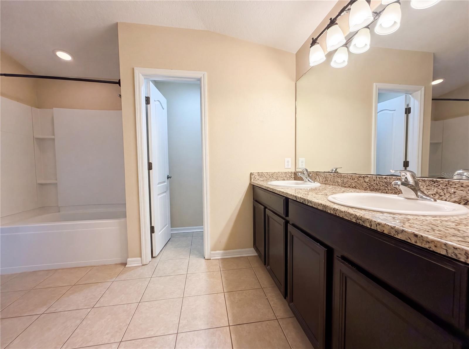 Image 27 of 35 For 12437 Field Point Way