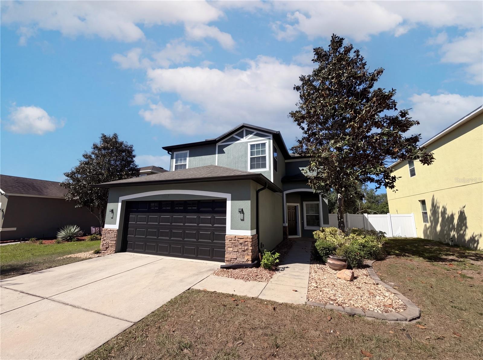 Image 31 of 35 For 12437 Field Point Way