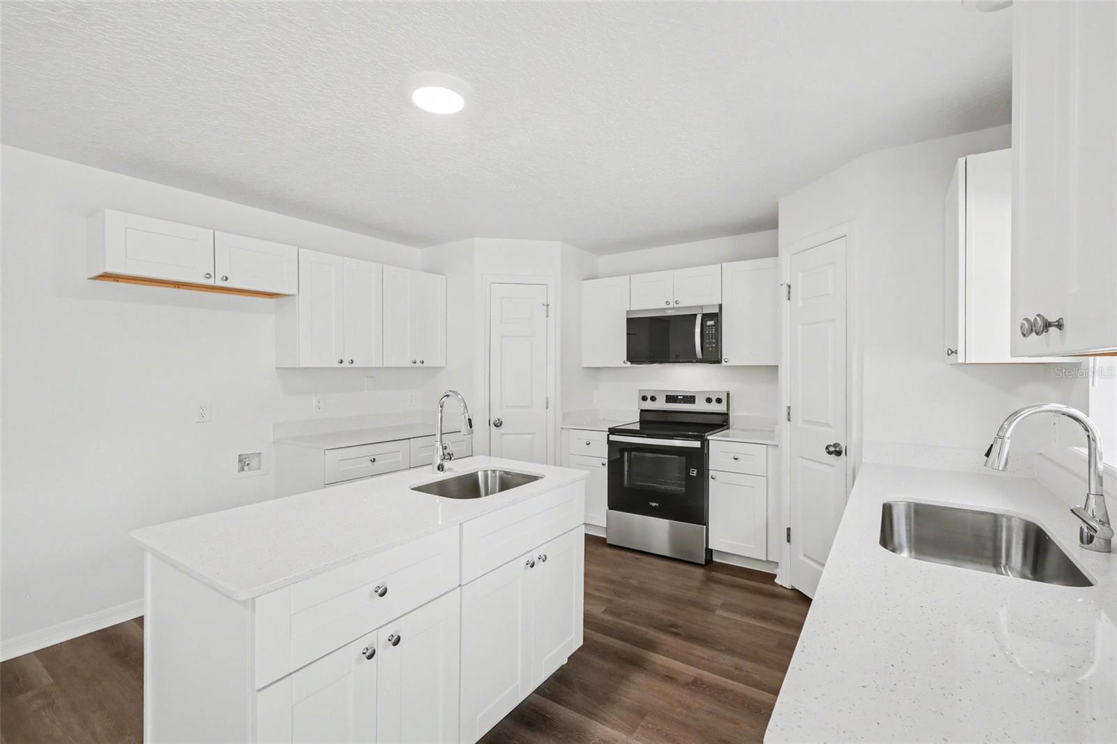 Image 7 of 26 For 2062 El Marra Drive