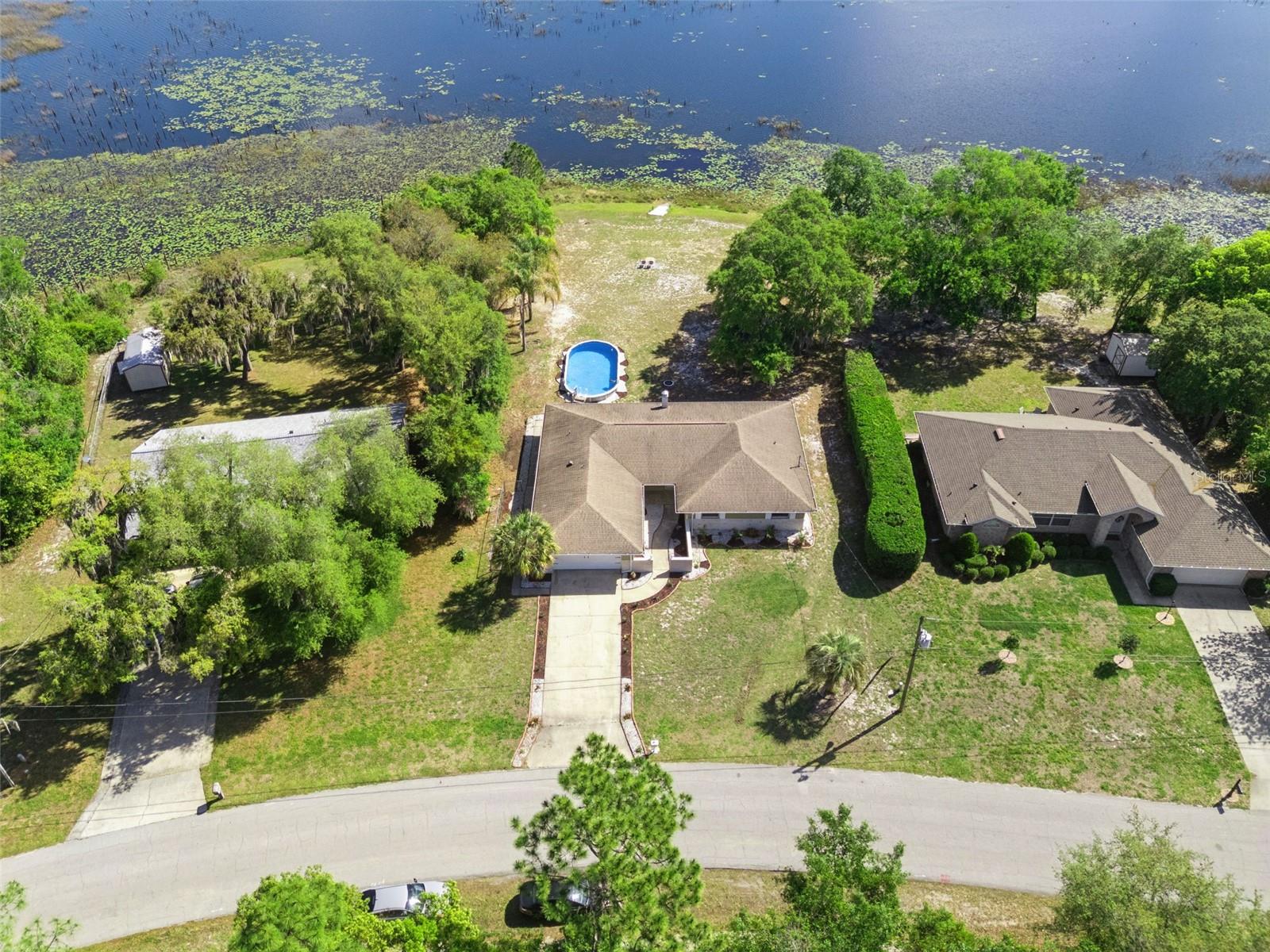 Image 34 of 39 For 2032 Dumas Drive