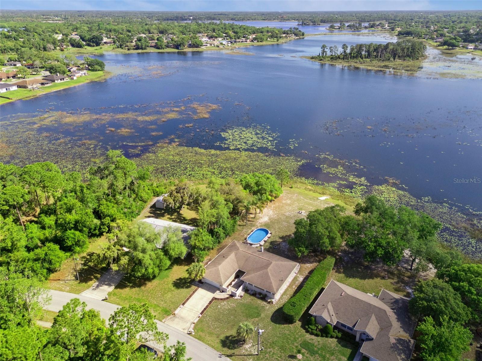 Image 36 of 39 For 2032 Dumas Drive