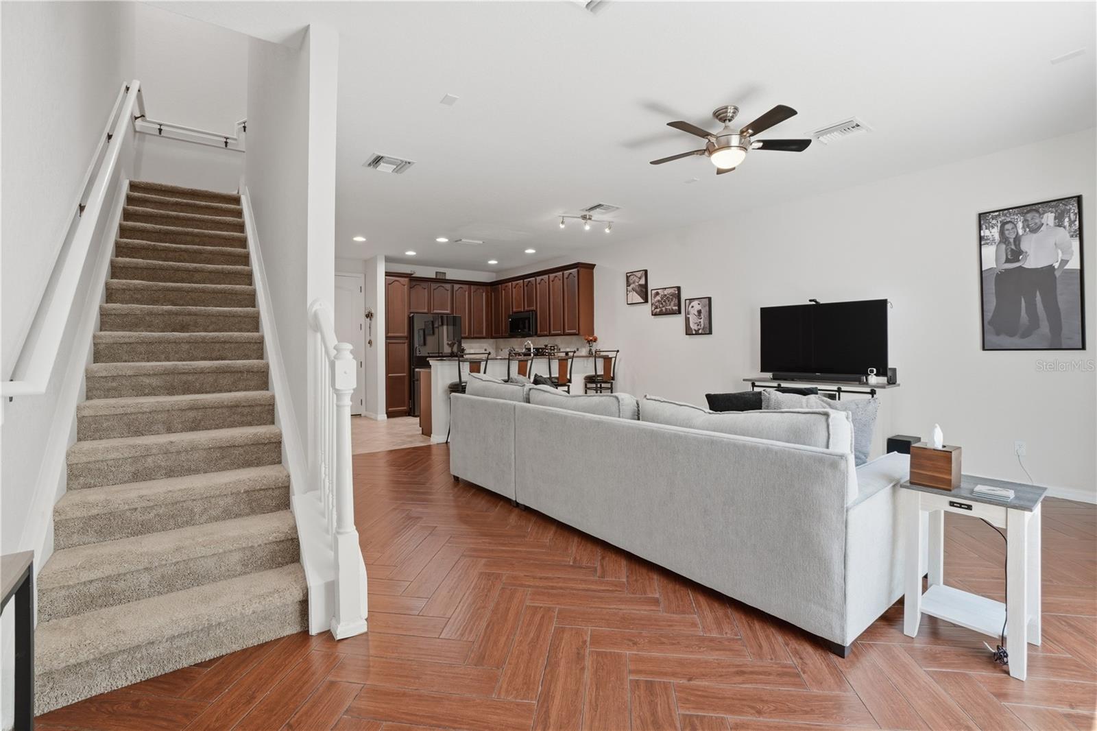 Image 17 of 39 For 1813 Garden Sage Drive