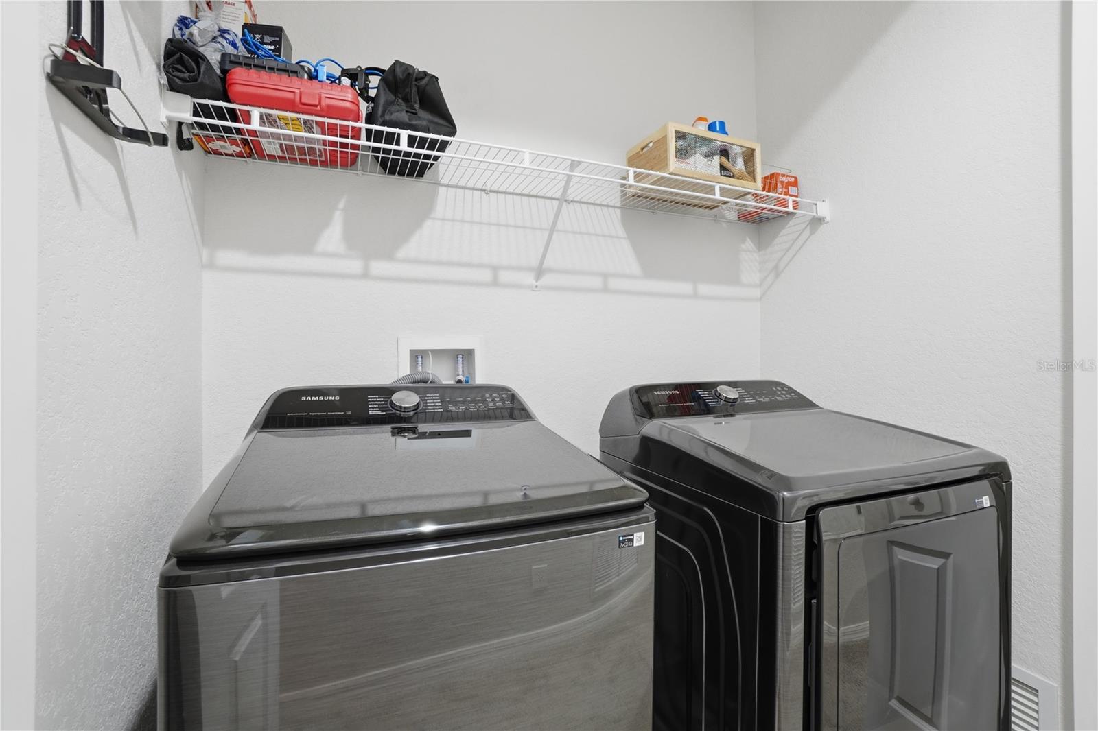 Image 27 of 39 For 1813 Garden Sage Drive