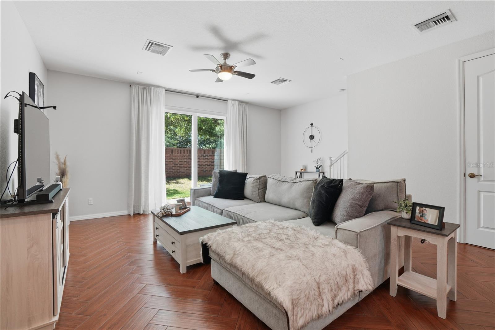 Image 9 of 39 For 1813 Garden Sage Drive