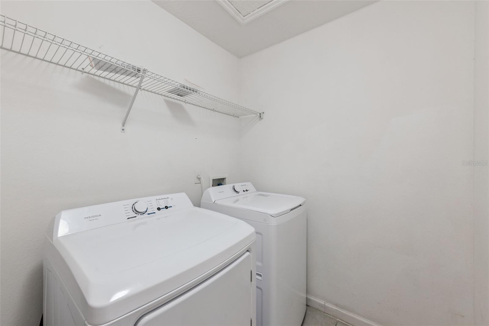 Image 15 of 18 For 841 Park Grove Court