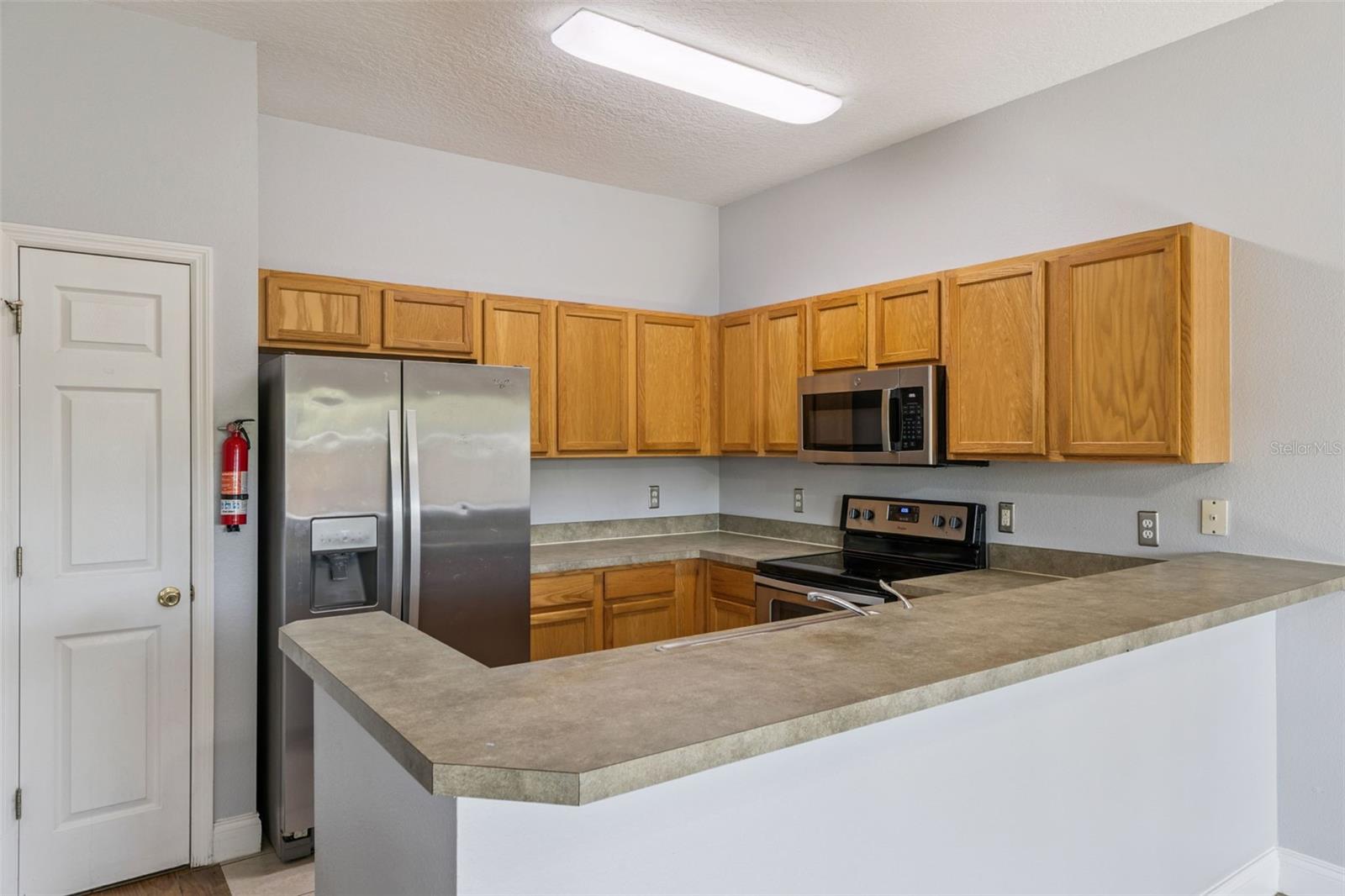 Image 4 of 18 For 841 Park Grove Court