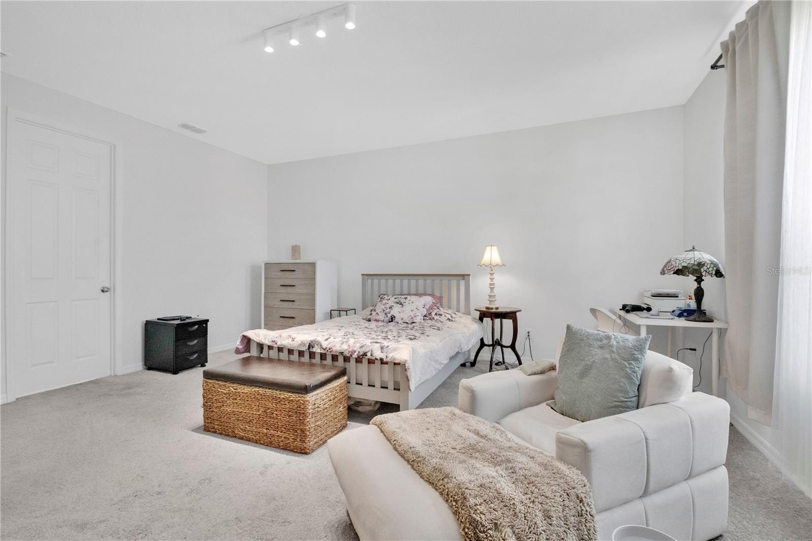 Image 12 of 43 For 3407 Current Avenue