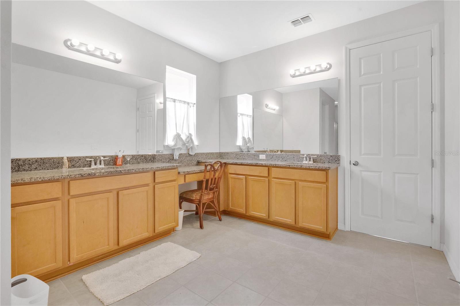 Image 14 of 43 For 3407 Current Avenue