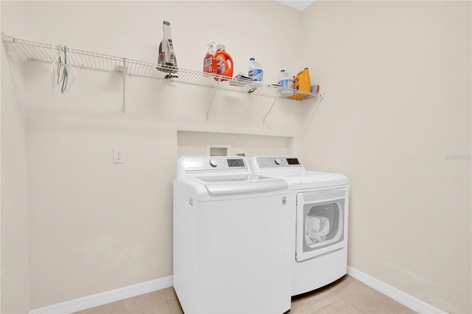 Image 24 of 43 For 3407 Current Avenue