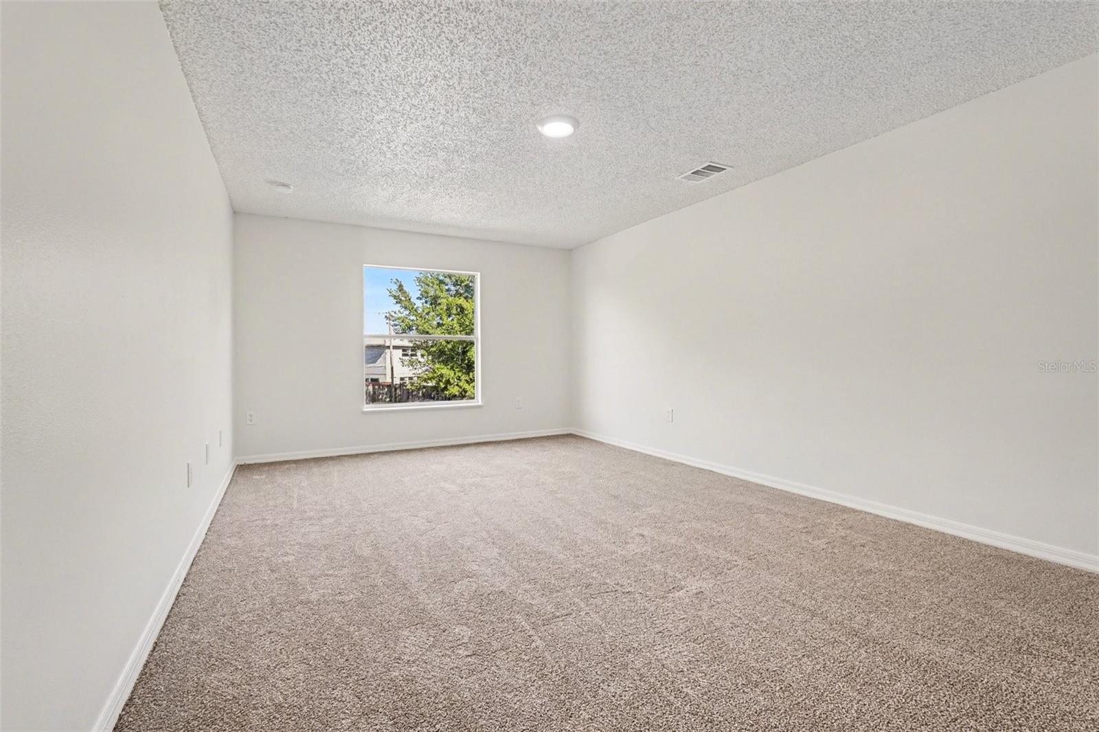 Image 14 of 28 For 198 Naftal Avenue Nw