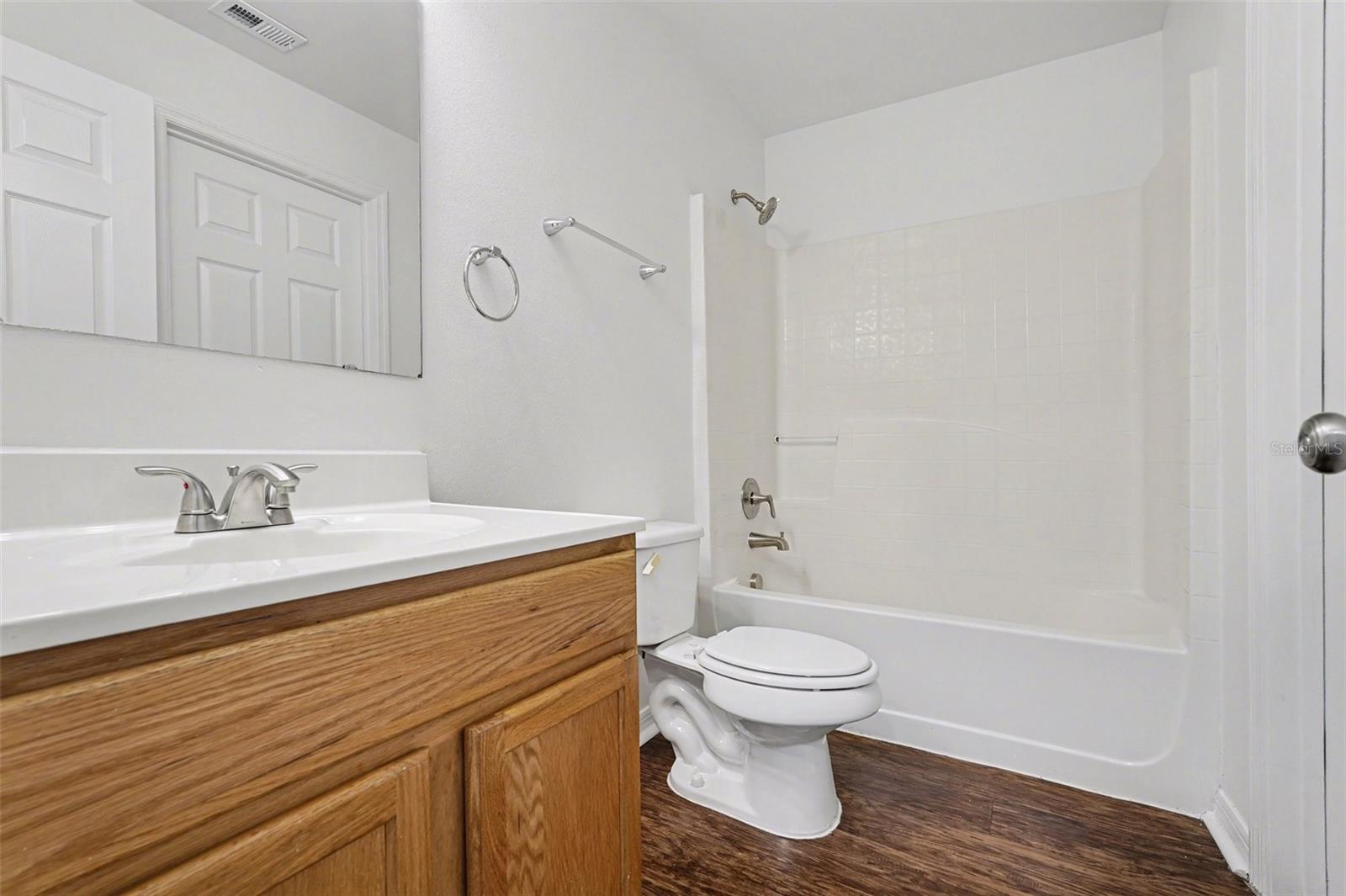 Image 16 of 28 For 198 Naftal Avenue Nw