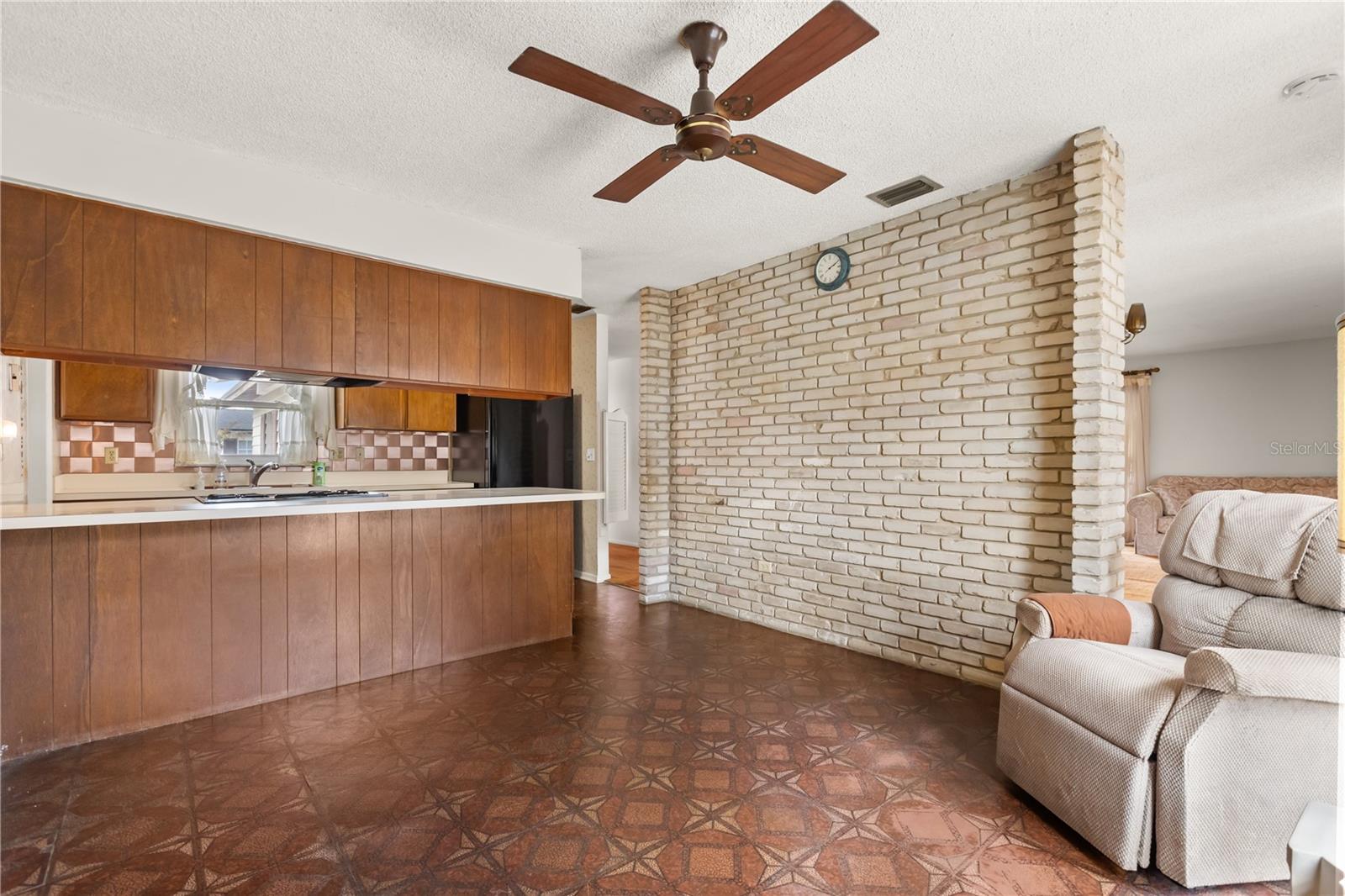 Image 10 of 38 For 6523 Precourt Drive