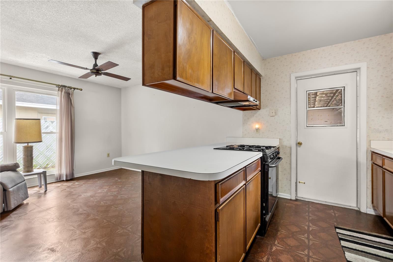 Image 12 of 38 For 6523 Precourt Drive