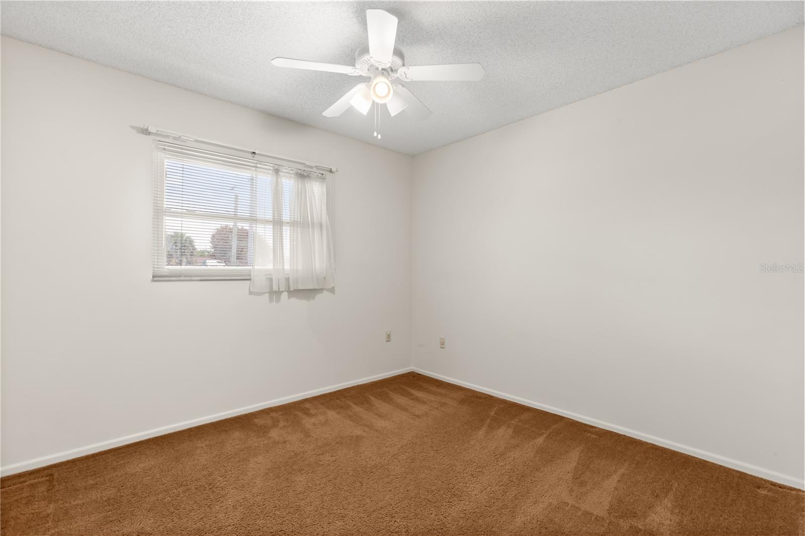 Image 18 of 38 For 6523 Precourt Drive