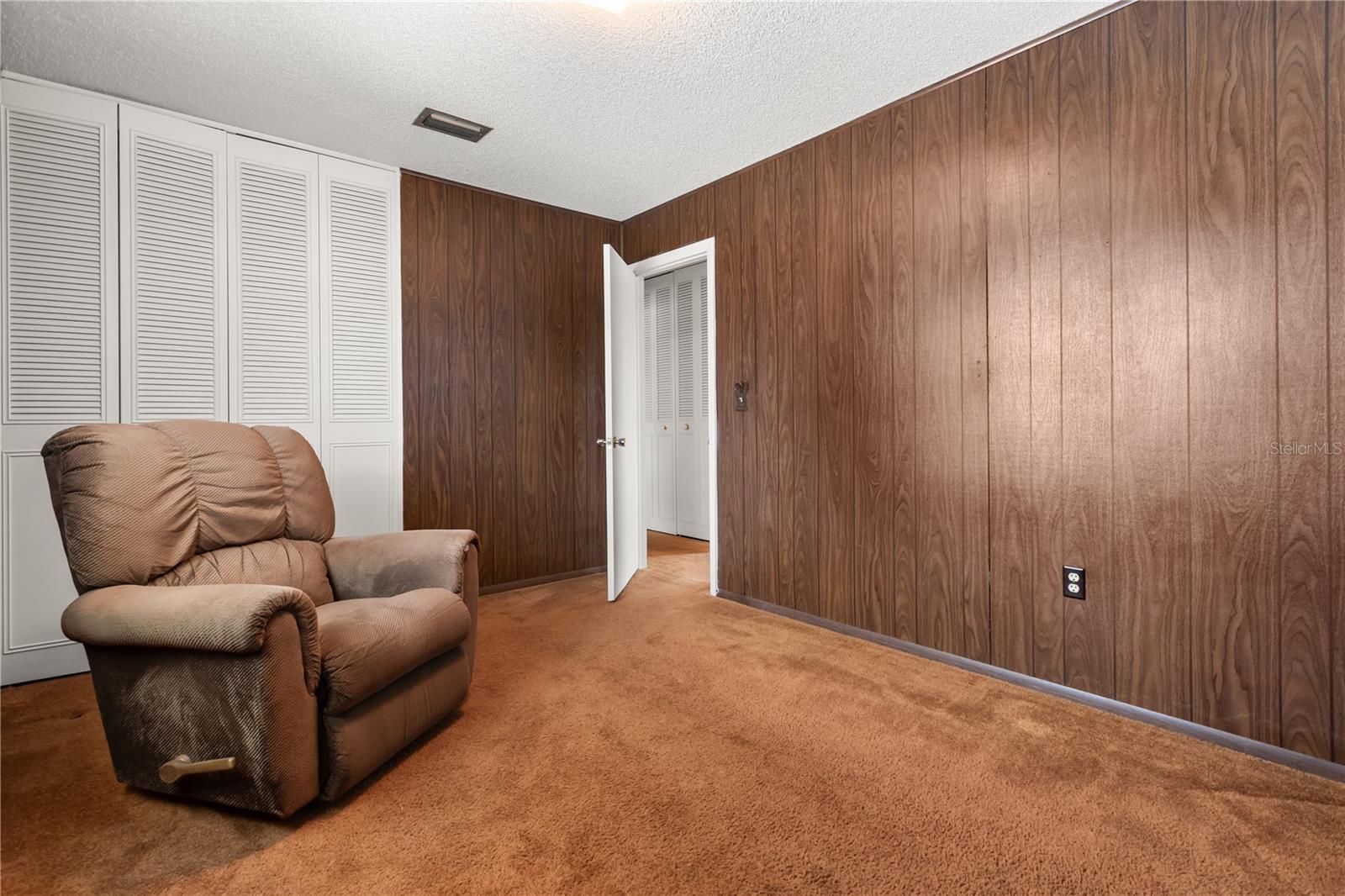 Image 25 of 38 For 6523 Precourt Drive