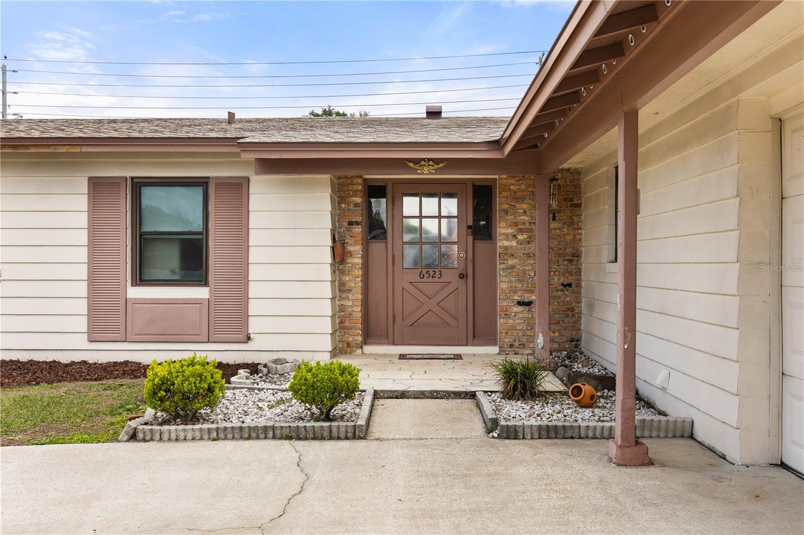 Image 3 of 38 For 6523 Precourt Drive