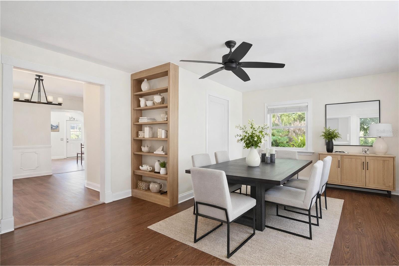 Image 3 of 56 For 1048 Grandview Street