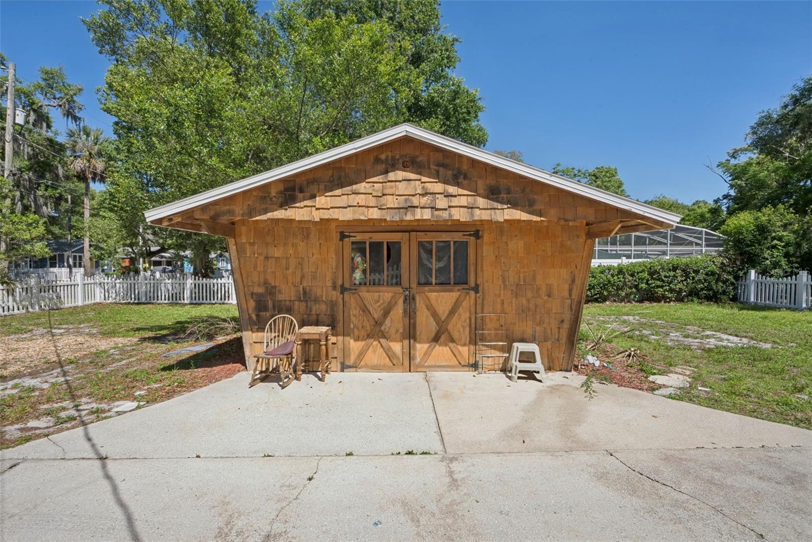 Image 35 of 56 For 1048 Grandview Street