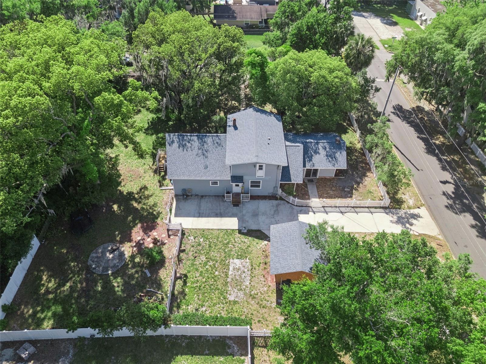 Image 43 of 56 For 1048 Grandview Street