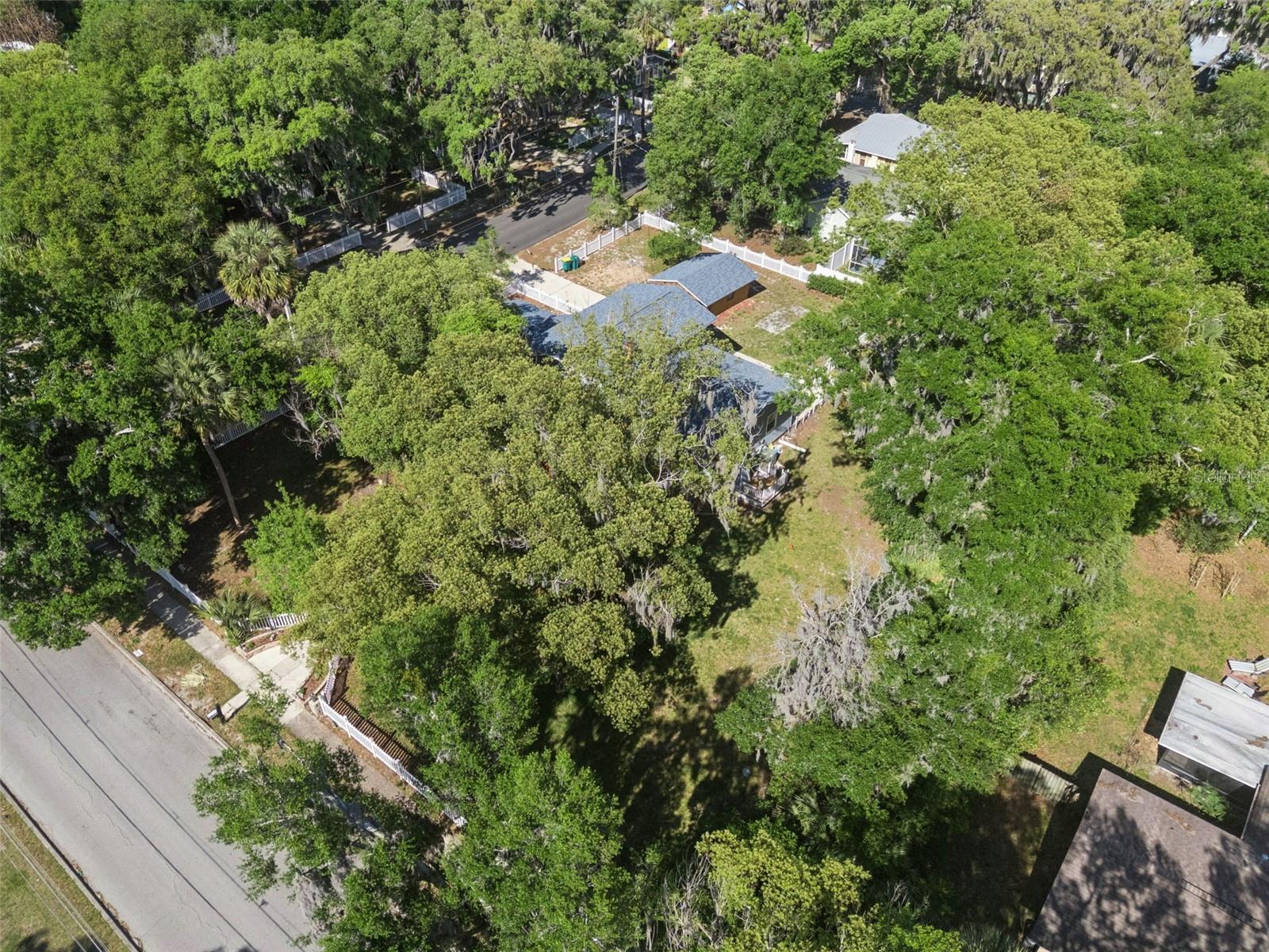 Image 44 of 56 For 1048 Grandview Street