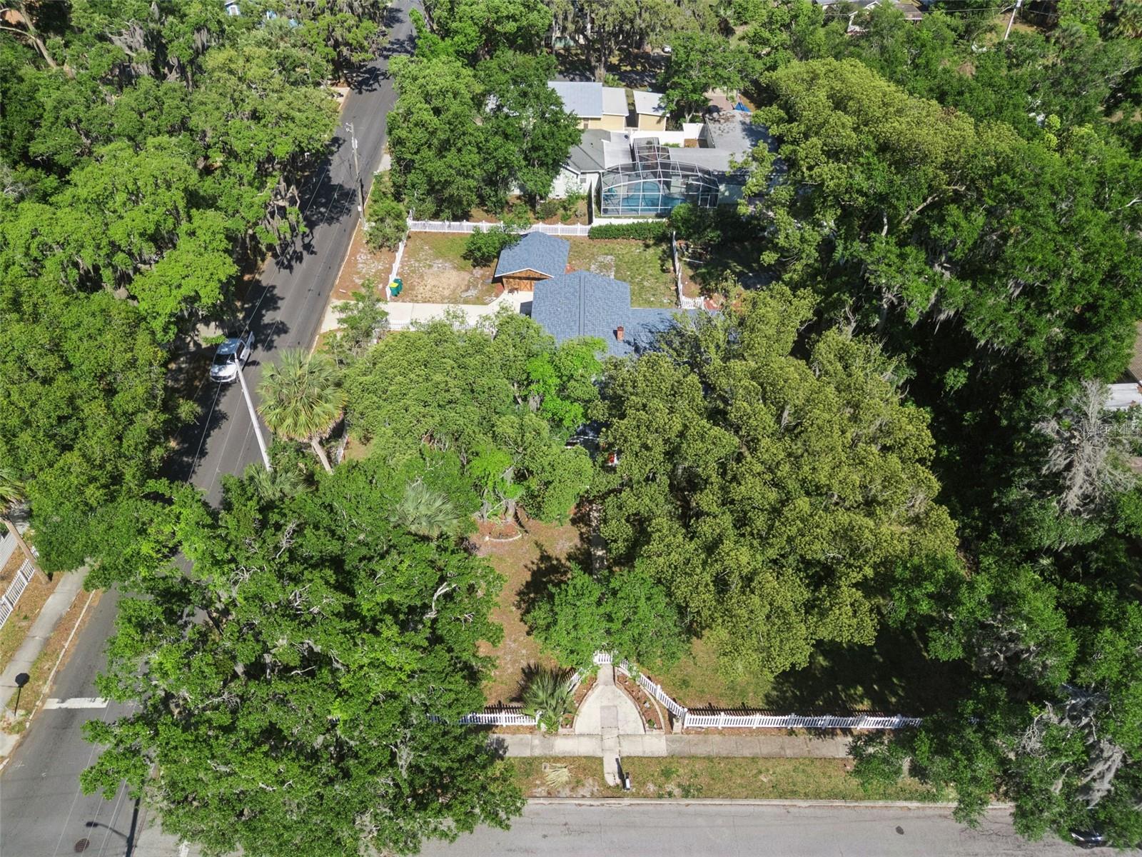 Image 47 of 56 For 1048 Grandview Street